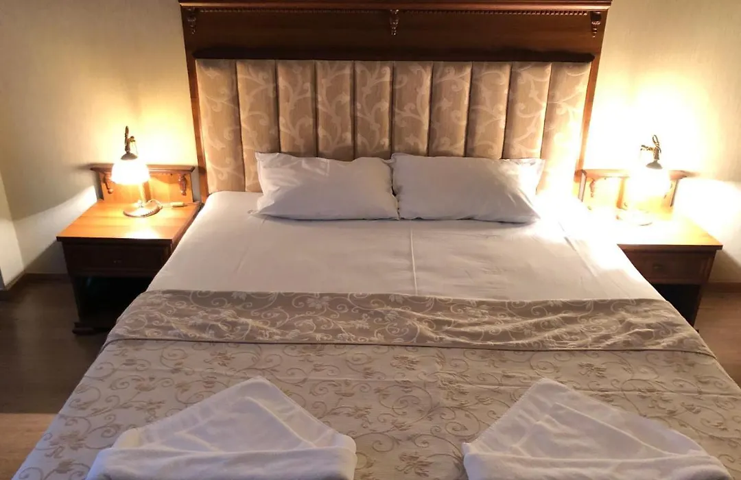 Aparthotel Bon Bon-1